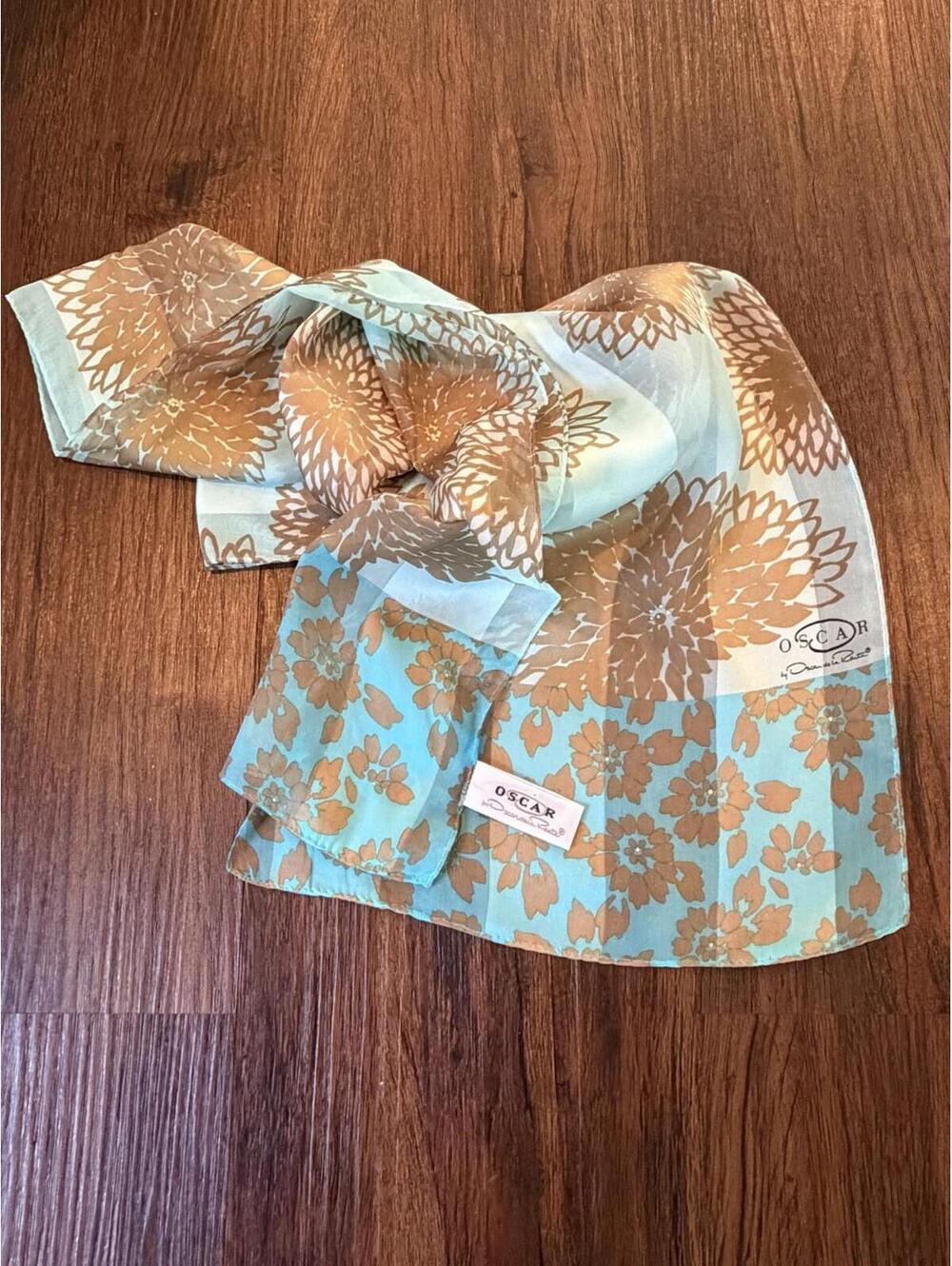 Oscar de la Renta Scarf Floral   Silk Blend 53x11 In Lightweight Elegant Wrap